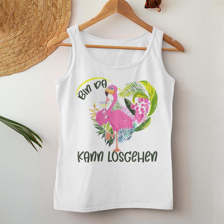 With Bin Da Kann Losgehen Flamingo With Cocktail Champagne Motif Gray Tank Top Frauen Lustige Geschenke