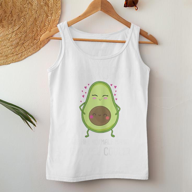 Women's Mamacado Like A Normal Mama Avocado Tank Top Frauen Lustige Geschenke