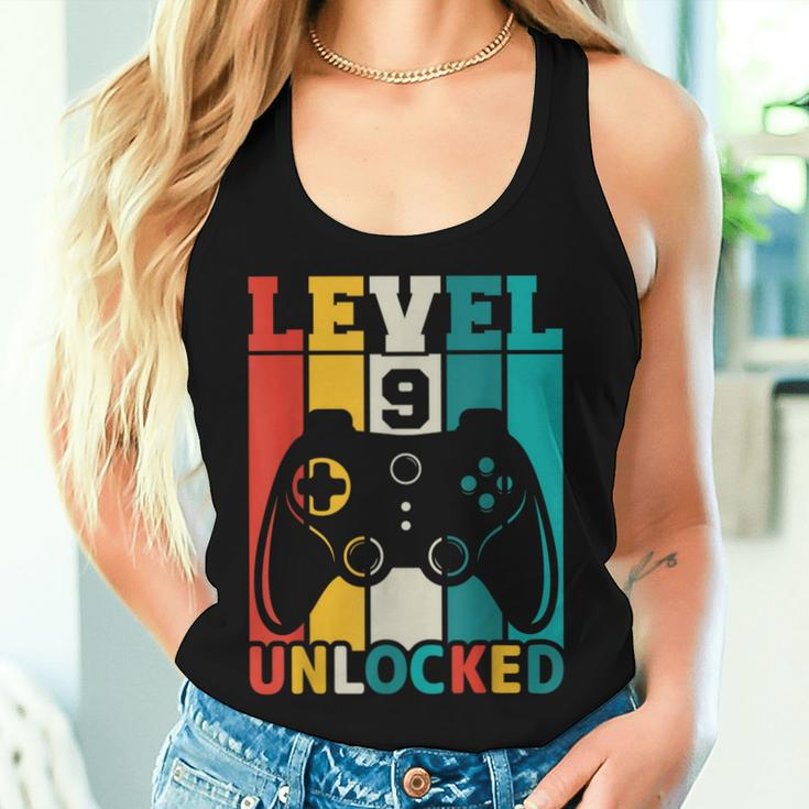 Gaming Vintage 9Th Birthday 9 Year Old Boy Girl Gamer Women Tank Top Gifts for Her