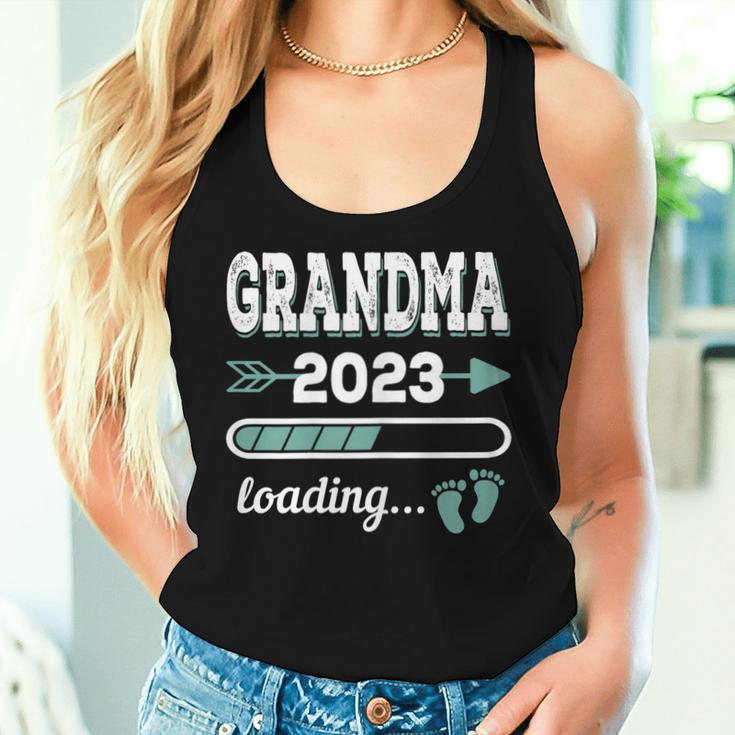 Grandma 2023 Loading Grandmother Grandma-To-Be Grandparents Women Tank Top Gifts for Her