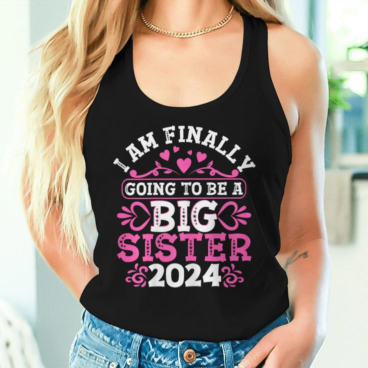 I'm Finally Going To Be A Big Sister 2024 Pregnancy Reveal Women Tank Top Gifts for Her