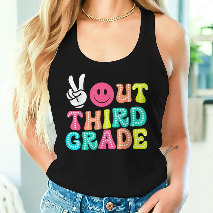 Peace Out 3Rd Grade Graduation Class 2024 Last Day Of School Women Tank Top Gifts for Her