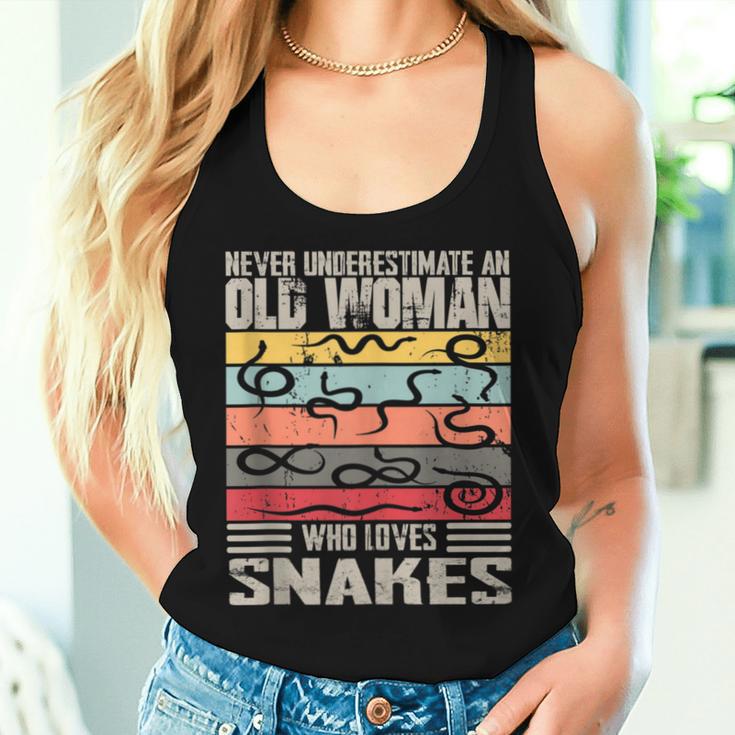 Vintage Never Underestimate An Old Woman Who Loves Snakes Women Tank Top Gifts for Her