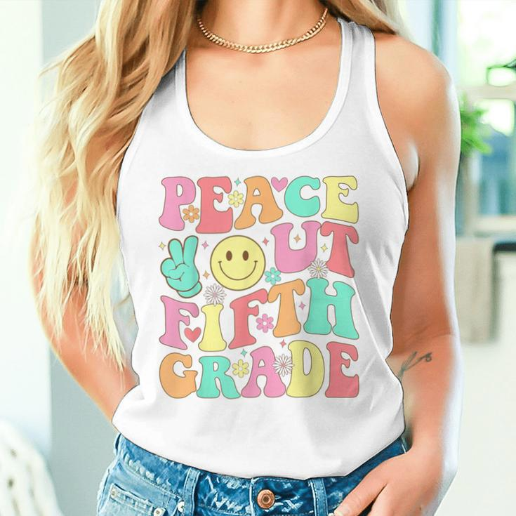 Peace Out Fifth Grade Groovy 5Th Grade Last Day Of School Women Tank Top Gifts for Her