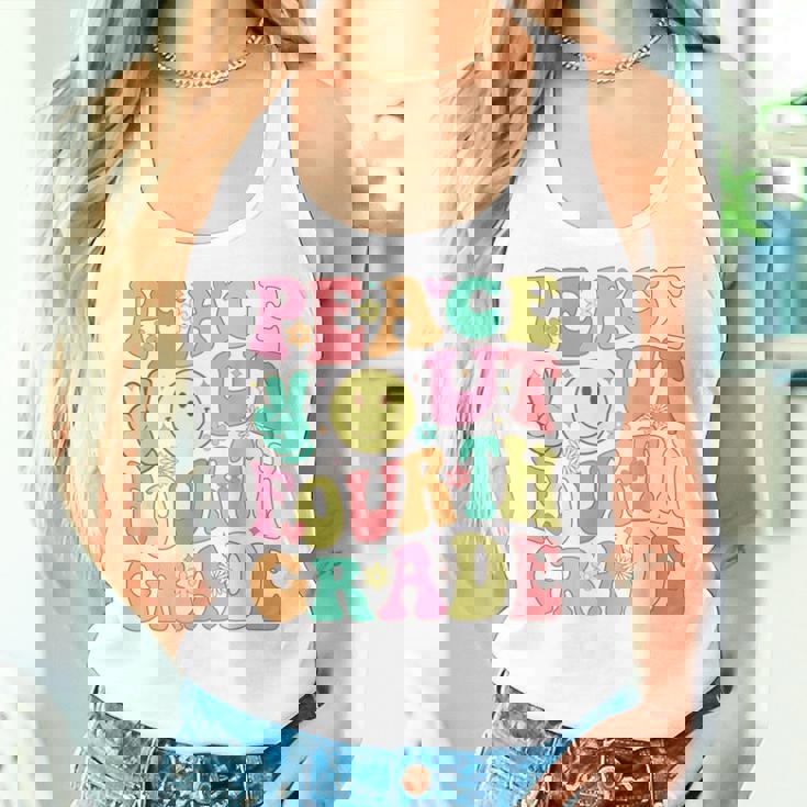 Peace Out Fourth Grade Groovy 4Th Grade Last Day Of School Women Tank Top Gifts for Her