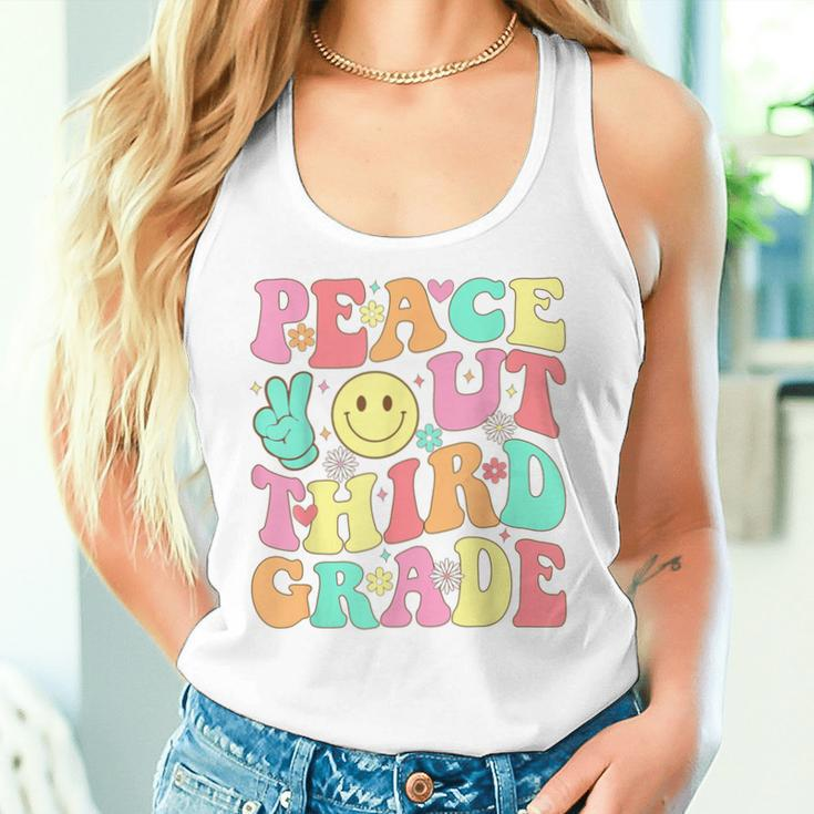 Peace Out Third Grade Groovy 3Rd Grade Last Day Of School Women Tank Top Gifts for Her