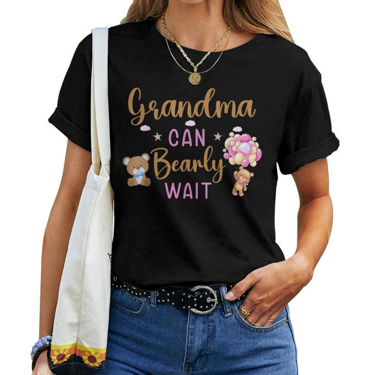 Grandma Can Bearly Wait Gender Neutral Girl Baby Shower Women T-shirt