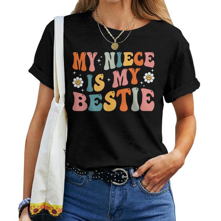 Groovy My Niece Is My Bestie Aunt And Niece Matching Women T-shirt