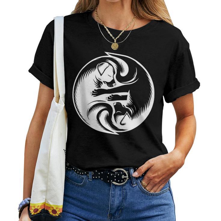 Hunde Balance Yin Yang Hundeliebhaber Geburtstag Mama Papa T-shirt Frauen