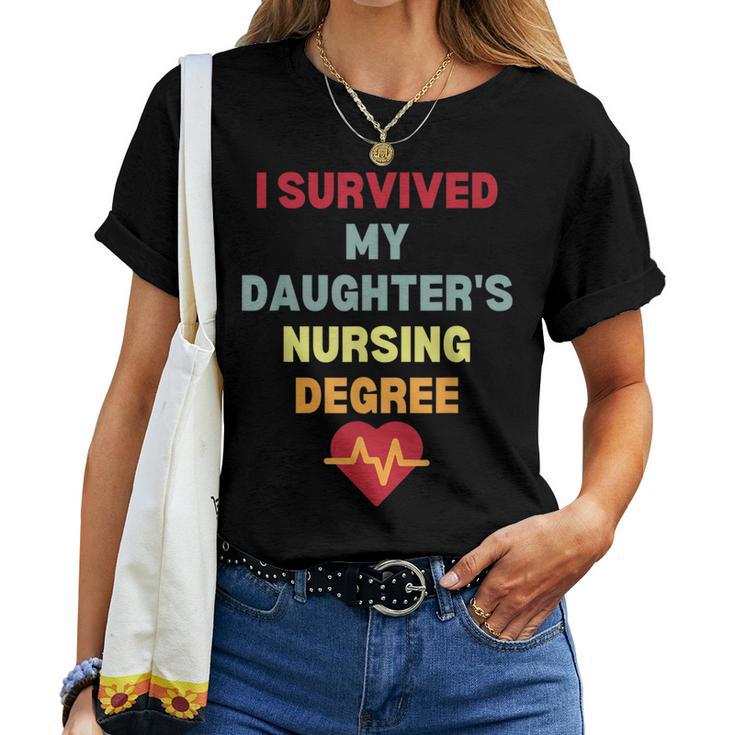 Ich Habe Den Krankenpflegegrad Meiner Tochter Überlebt Stolze Mama Papa Krankenschwester T-shirt Frauen