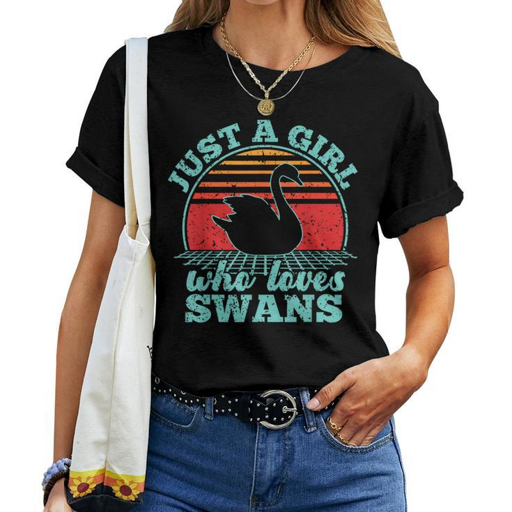 Just A Girl Who Loves Swans Retro Vintage Style Women Women T-shirt
