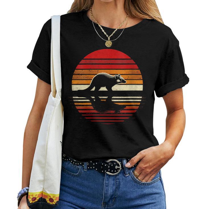 Kinkajou Sunset Retro Style Safari Vintage 70S Women T-shirt