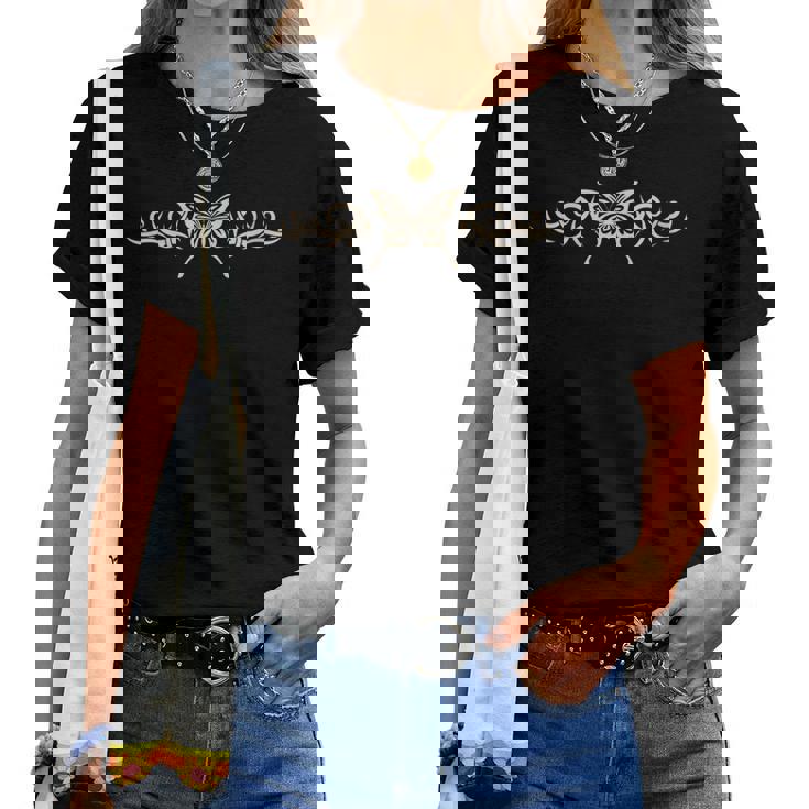 Marrón Mariposa Tatuaje Fairycore Oscuro Grunge Y2k Estética Cuello Camiseta de mujer