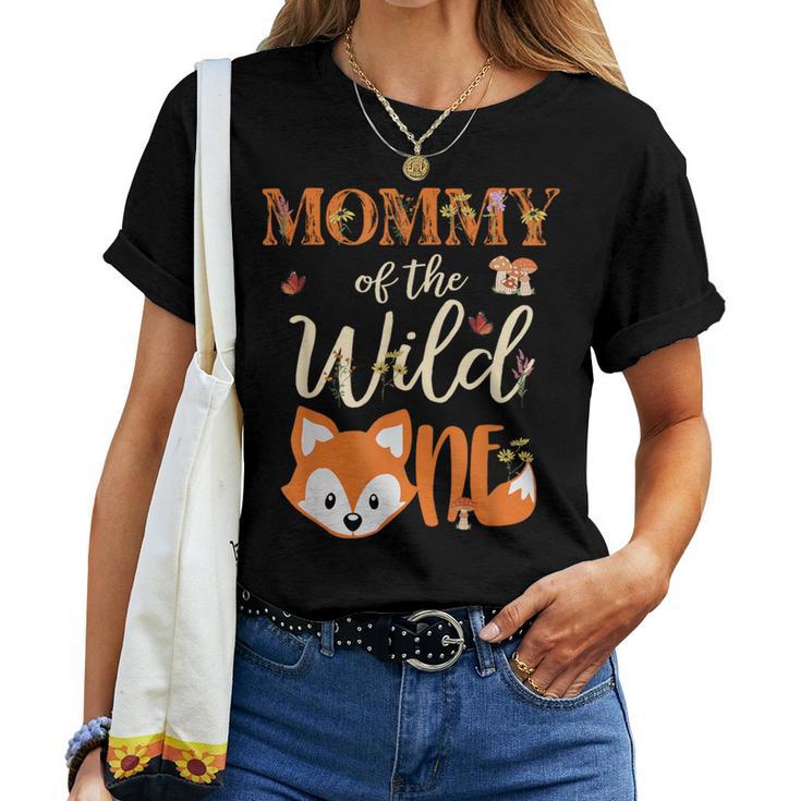 Mommy Of The Wild One Birthday Girl Fox Lover Mom Mother Women T-shirt