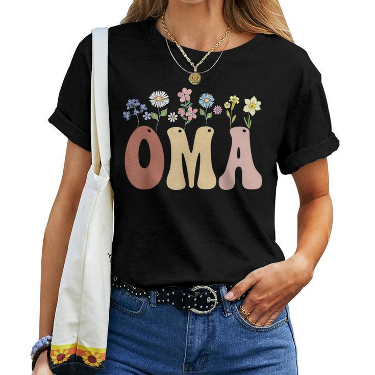 Oma Wildflower Floral Oma Women T-shirt