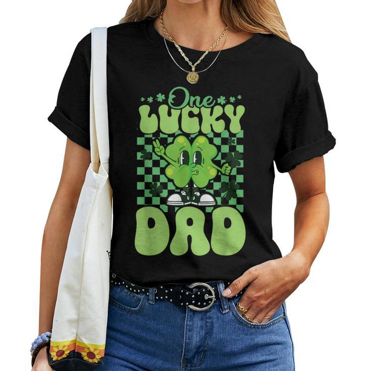 One Lucky Dad Groovy Retro Dad St Patrick's Day Women T-shirt