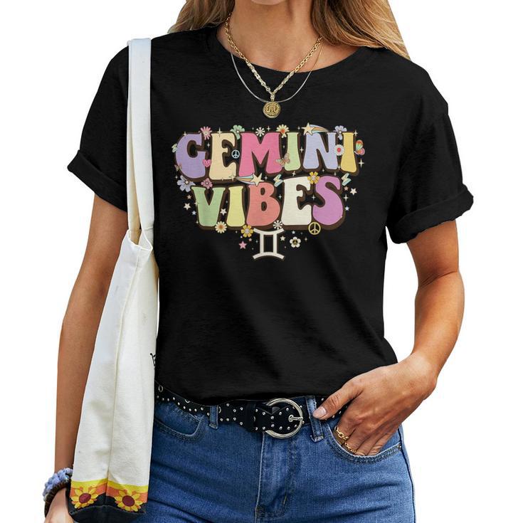 Retro Astrology May June Birthday Zodiac Sign Groovy Gemini Women T-shirt