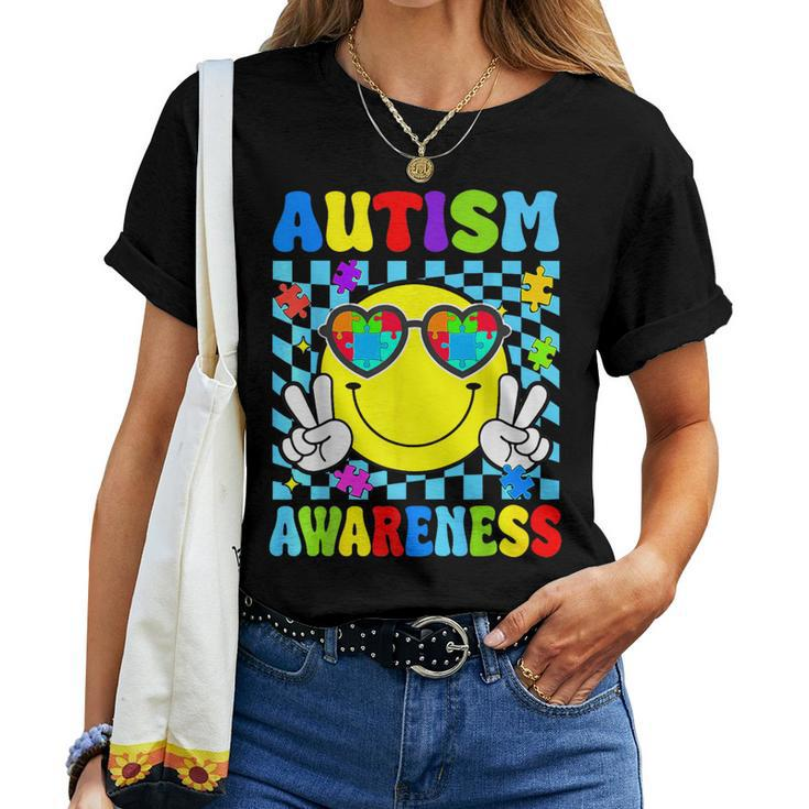Retro Groovy Autism Awareness Hippie Smile Face Boy Girl Kid Women T-shirt