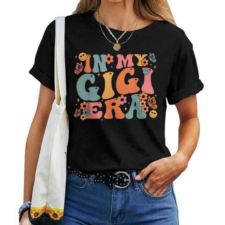 Retro Groovy In My Gigi Era Baby Announcement Women T-shirt
