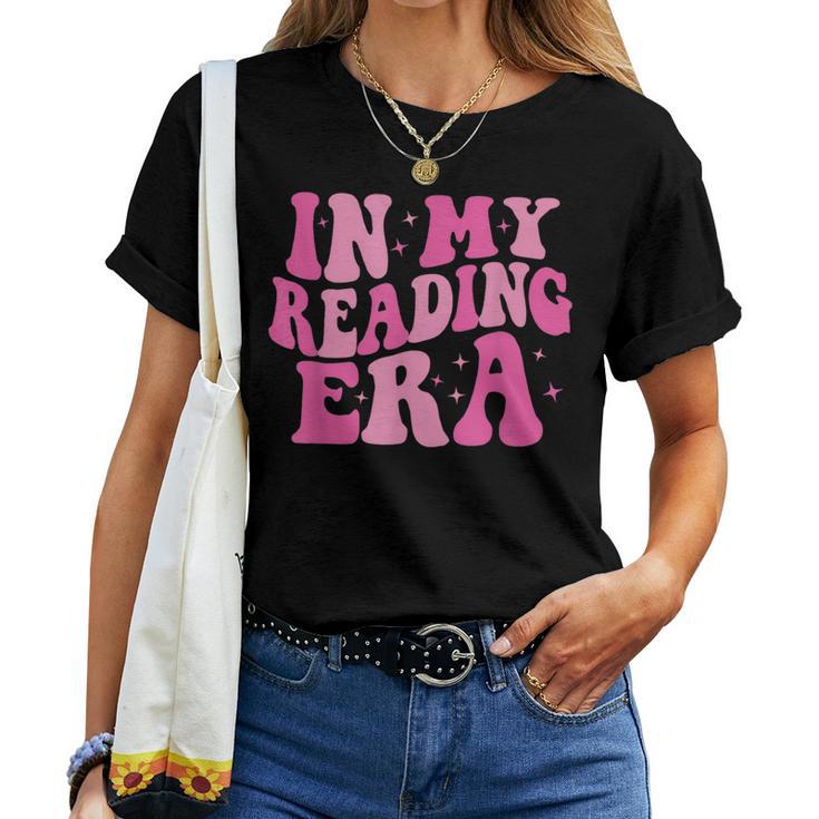 Retro Groovy In My Reading Era Book Lovers Book Reader Women Women T-shirt