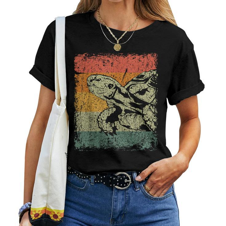 Retro Sea Turtle Vintage Turtle Women T-shirt