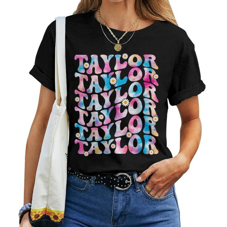 Retro Tie Dye Taylor First Name Personalized Groovy Birthday Women T-shirt