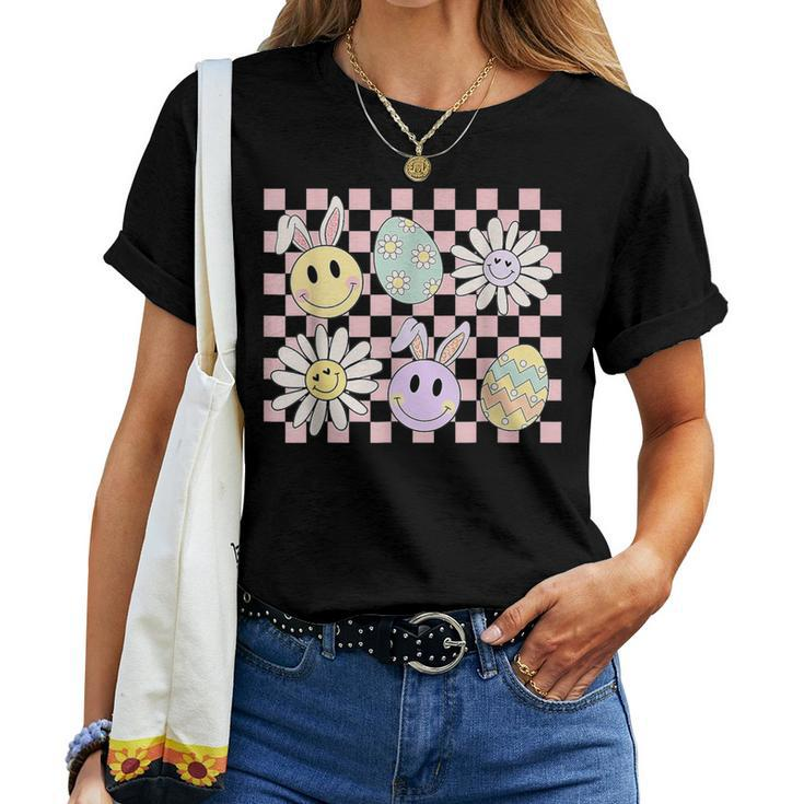 Retro Vintage Easter Groovy Bunny Pastel Check Egg Trendy Women T-shirt