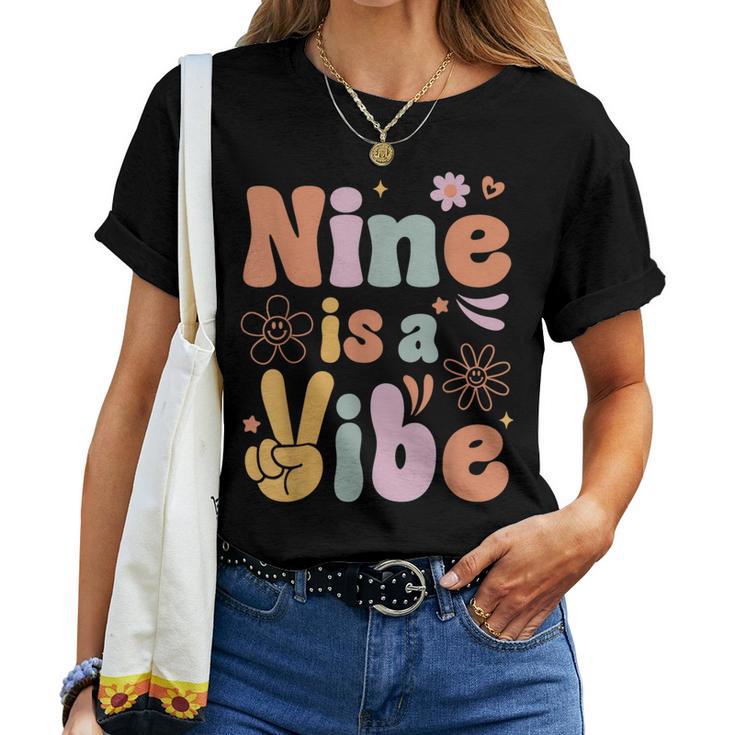 Ten Is A Vibe 9Th Birthday Groovy Boys Girls 9 Years Old Women T-shirt