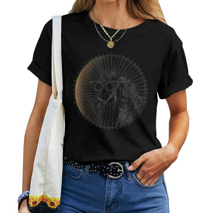 Total Solar Eclipse 2024 Horse Wearing Solar Eclipse Glasses Women T-shirt