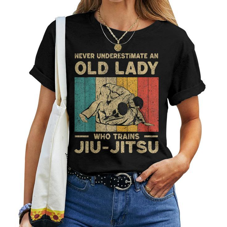 Never Underestimate An Old Lady Bjj Brazilian Jiu Jitsu Women T-shirt
