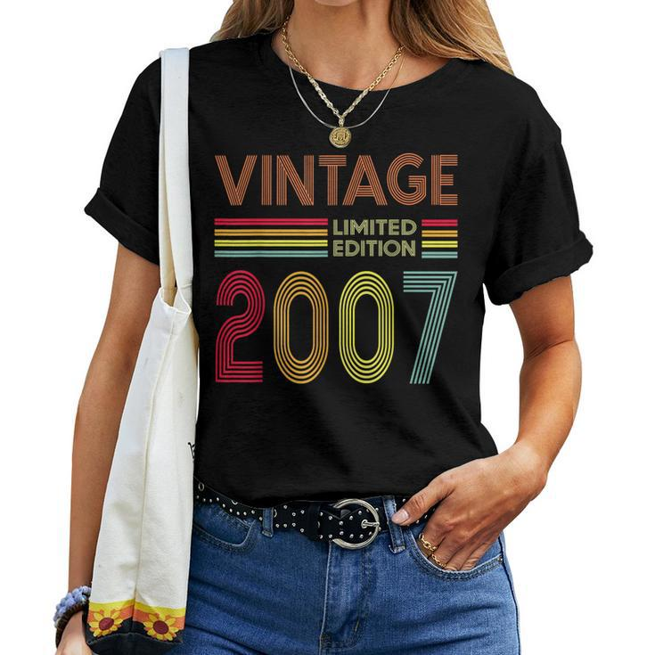 Vintage 2007 17 Years Old Boys And Girls 17Th Birthday Women T-shirt