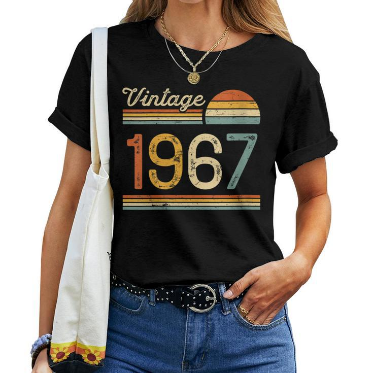 Vintage Born In 1967 Retro Birthday Women T-shirt