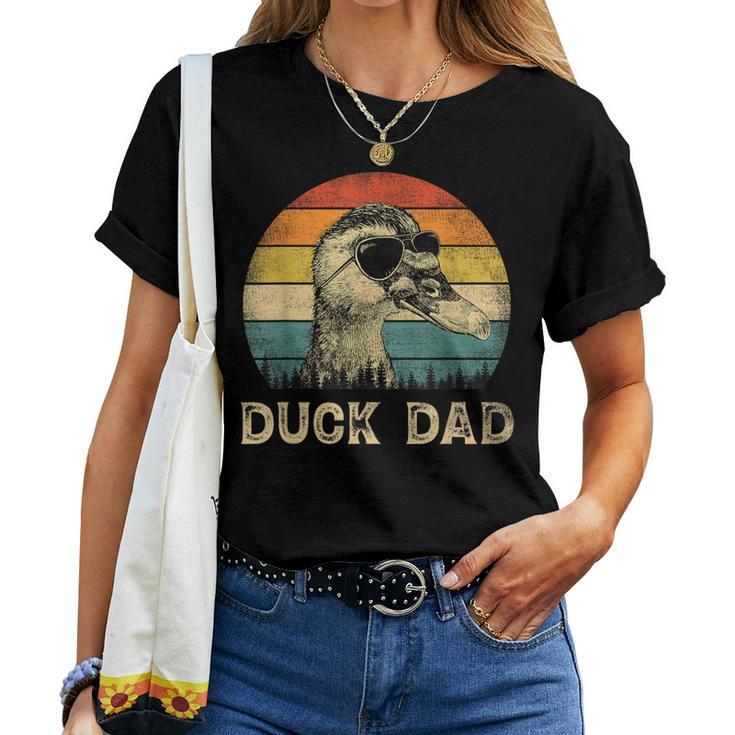 Vintage Duck Dad Duck Lovers Daddy Father's Day Women T-shirt