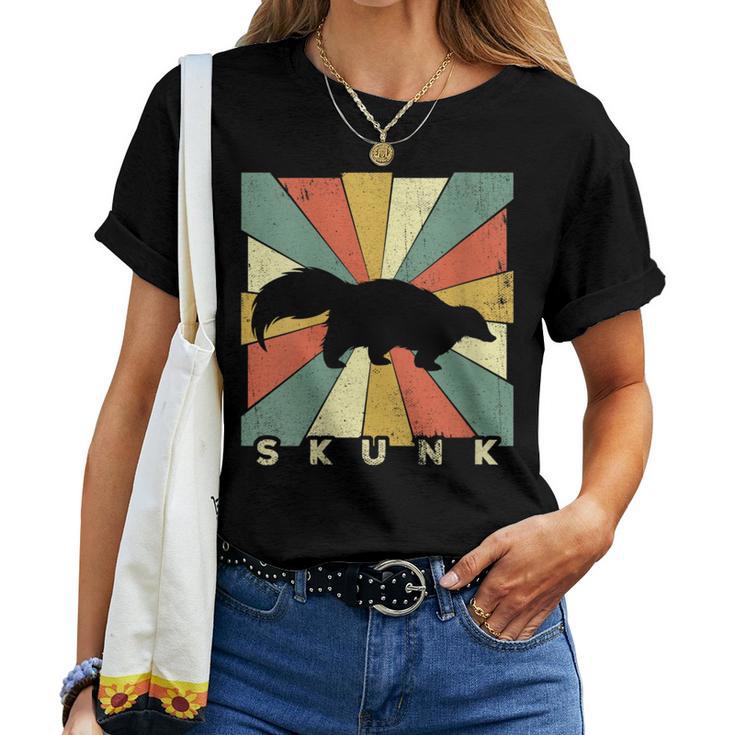 Vintage Skunk Lover Retro Style Animal Women T-shirt