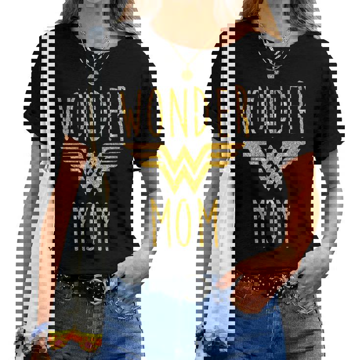 Wonder Mom Superhero Fête Des Mères T-shirt femme Cadeauxyz - Main Image