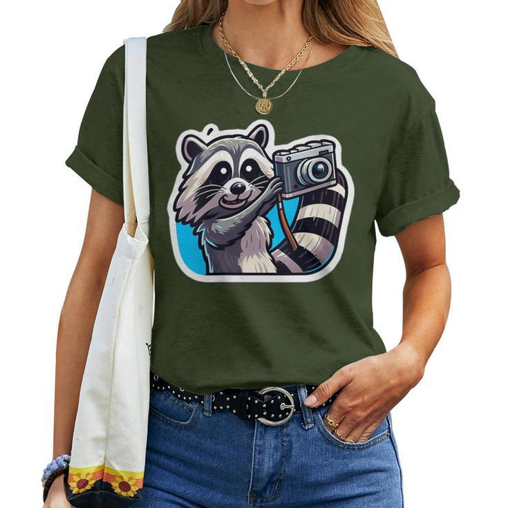 Vintage Camera Christmas Rocket Raccoon Meme Selfie Women T-shirt