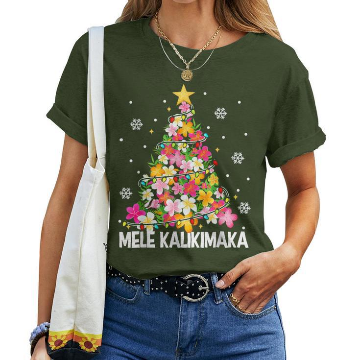 Hawaiian Floral Christmas Tree Mele Kalikimaka Tropical Xmas Women T-shirt