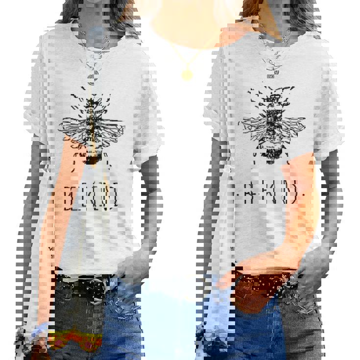 Bee Kind Chica Feminista Abejas Naturaleza Amante De La N Camiseta de mujer
