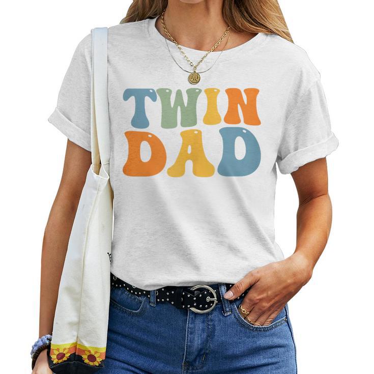 Groovy Twin Daddy Father's Day For New Dad Of Twins Women T-shirt