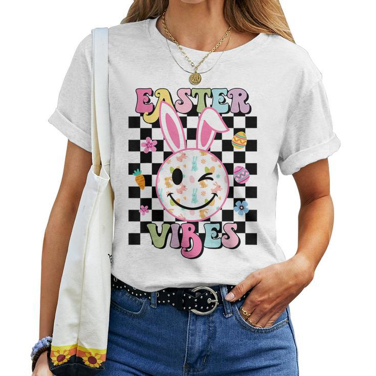 Retro Groovy Easter Vibes Bunny Rabbit Smile Face Women T-shirt