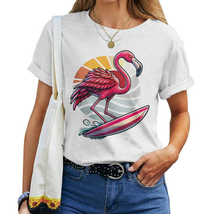 Retro Surfboard Surfboarders Vintage Surfing Flamingo Women T-shirt