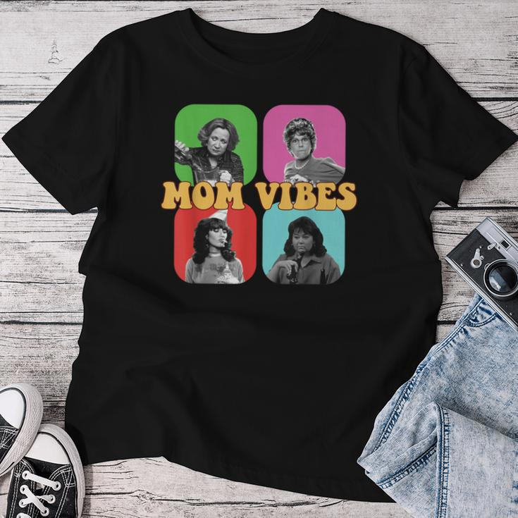 90’S Mom Vibes Vintage Retro Mom Life Mother Day Women T-shirt Funny Gifts