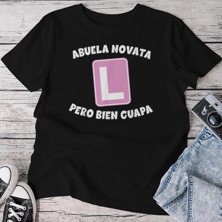 Abuela Novata Pero Bien Guapa Abuela En Prácticas Camiseta de mujer Regalos divertidos
