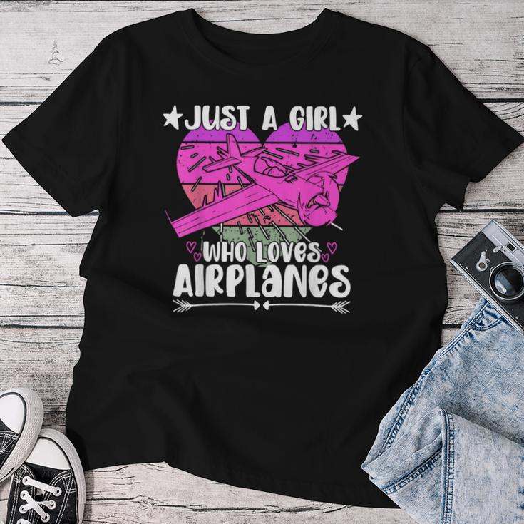 Airplane Lover Vintage Just A Girl Who Loves Airplanes Women T-shirt Funny Gifts