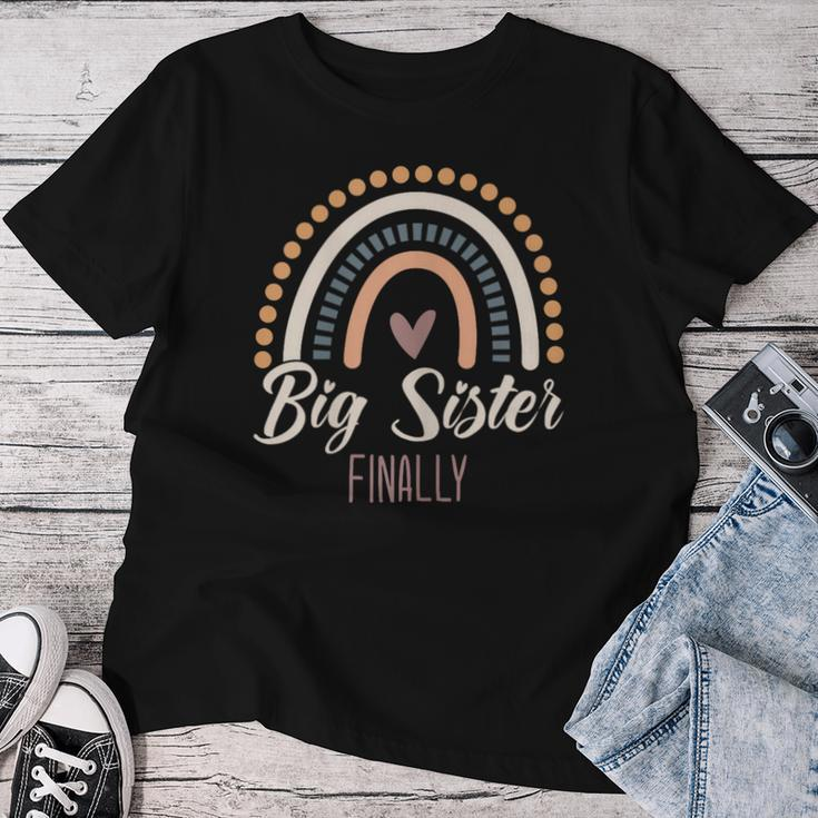Big Sister Finally 2024 Girls Boho Rainbow Big Sis Sibling Women T-shirt Funny Gifts
