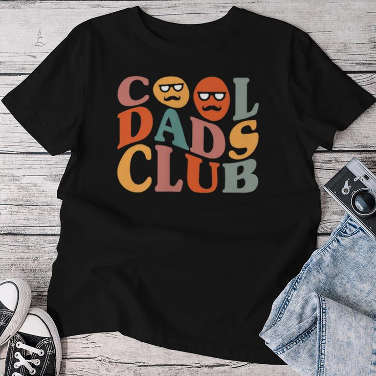 Cool Dads Club Dad Father's Day Retro Groovy Pocket Women T-shirt Funny Gifts