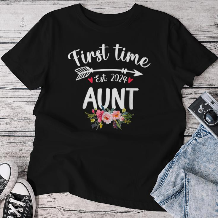 Cute First Time Aunt Est 2024 Promoted To New Aunt Women T-shirt Funny Gifts