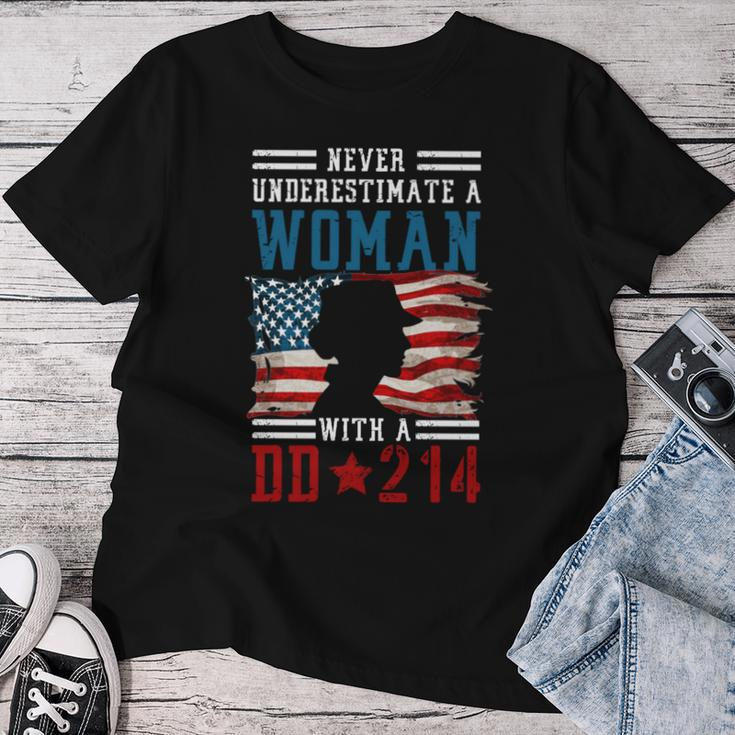 Female Veteran Never Underestimate A Woman With A Dd-214 Women T-shirt Funny Gifts