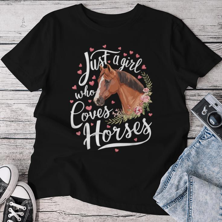 Just A Girl Who Loves Horses Horse Women T-shirt Funny Gifts