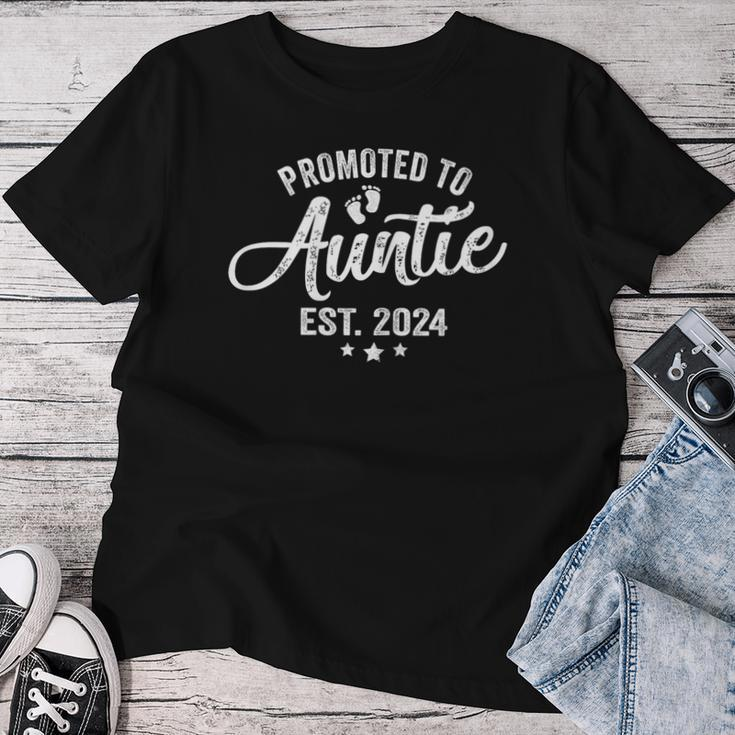 Promoted To Auntie Est 2024 Soon To Be New Aunt Baby Reveal Women T-shirt Funny Gifts